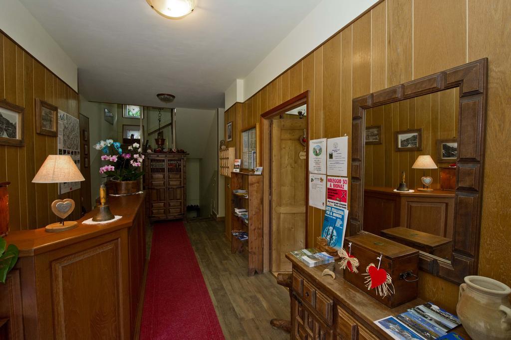 Albergo Valentino Bionaz Buitenkant foto